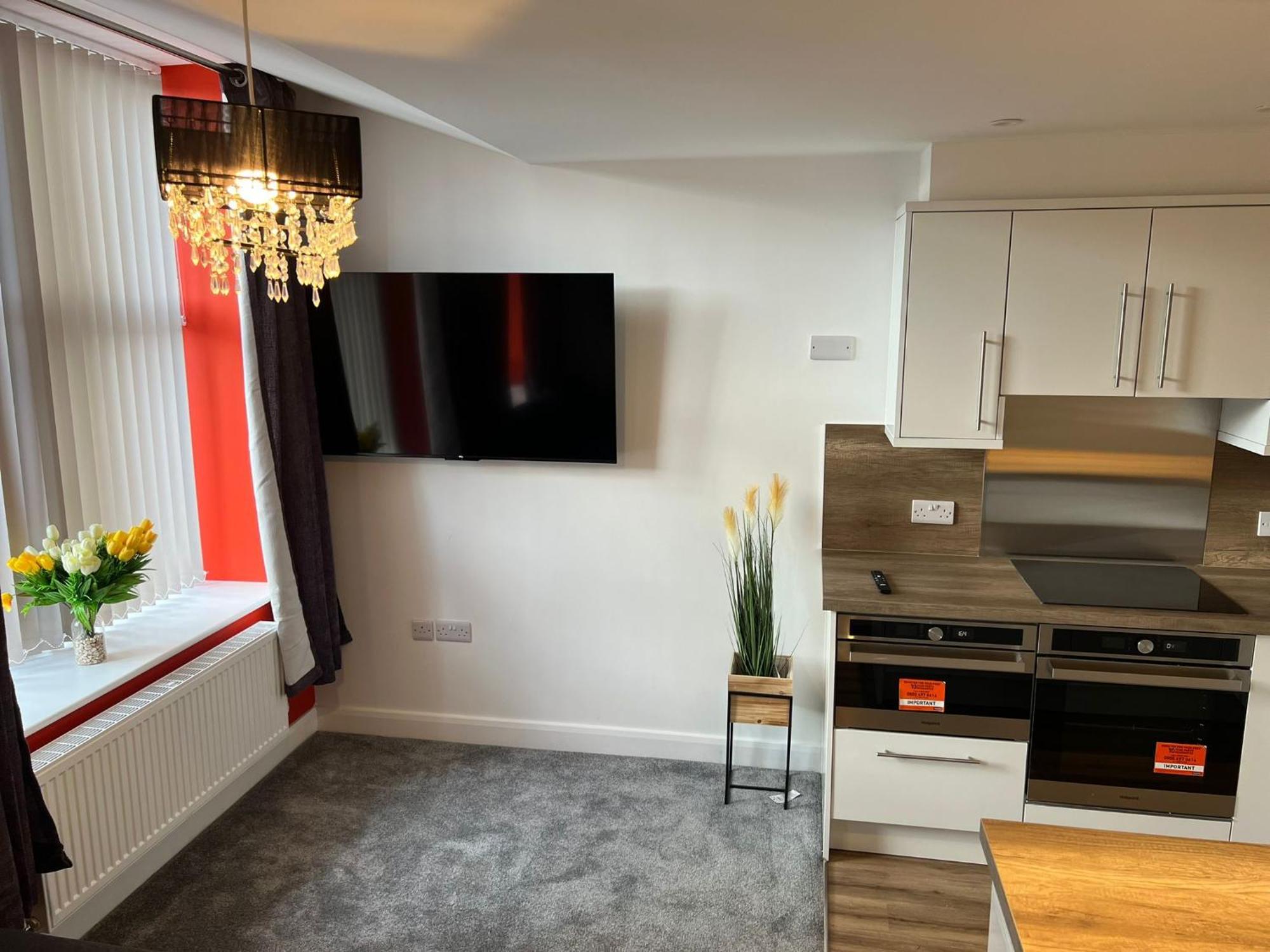Flat 2 - Luxury Centre Bolton